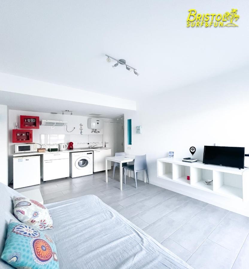 B-Rent Bristol Beach Surf & Fun Corralejo Exterior foto
